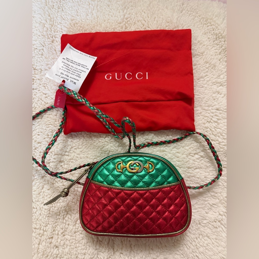 Authentic GUCCI Trapuntata Zumi Dome Crossbody Bag Quilted Metallic Leather
